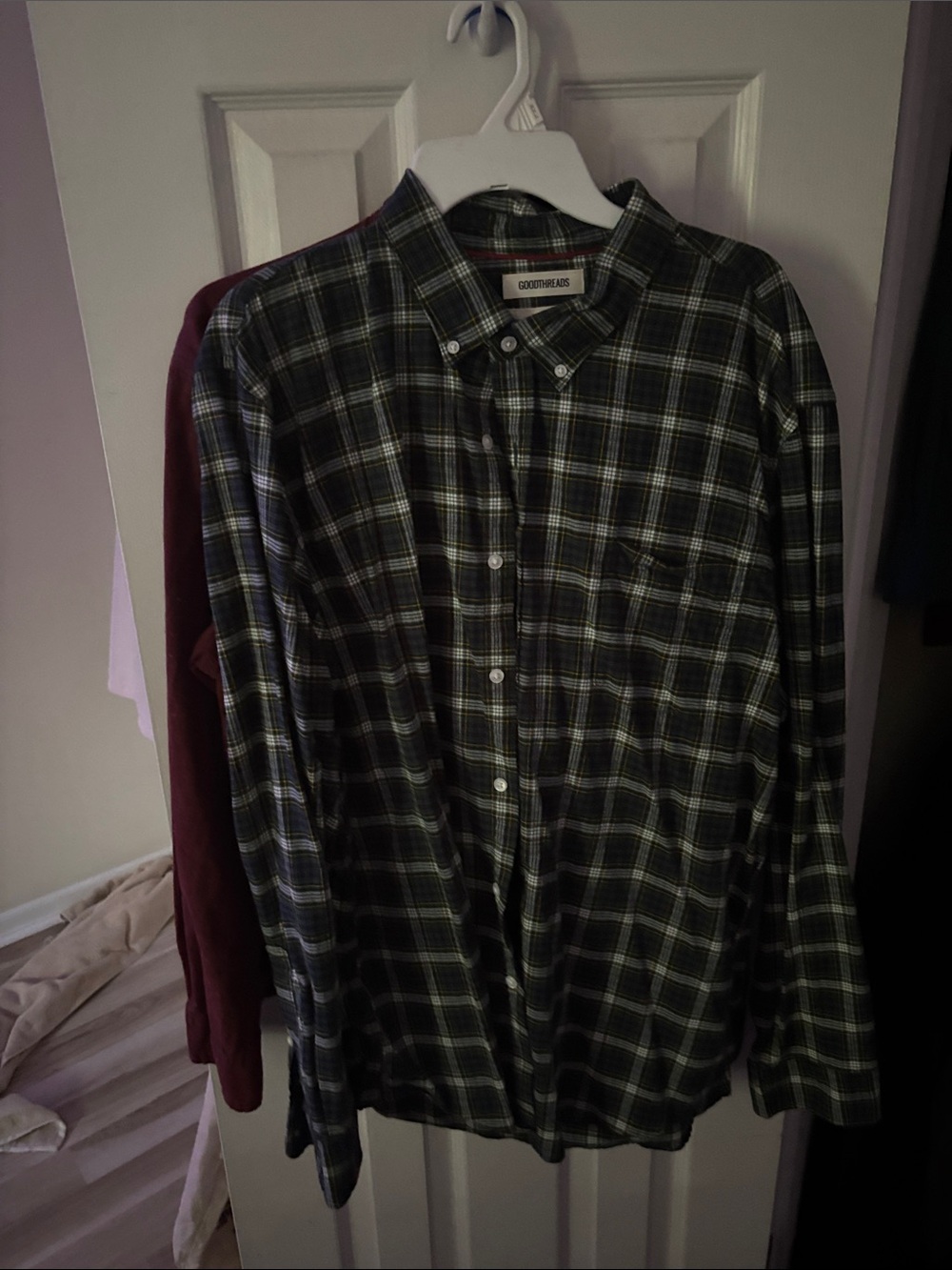Goodthreads Men's Dark Green and Black Plaid Button-Down Shirt